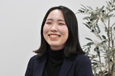 山口 依里