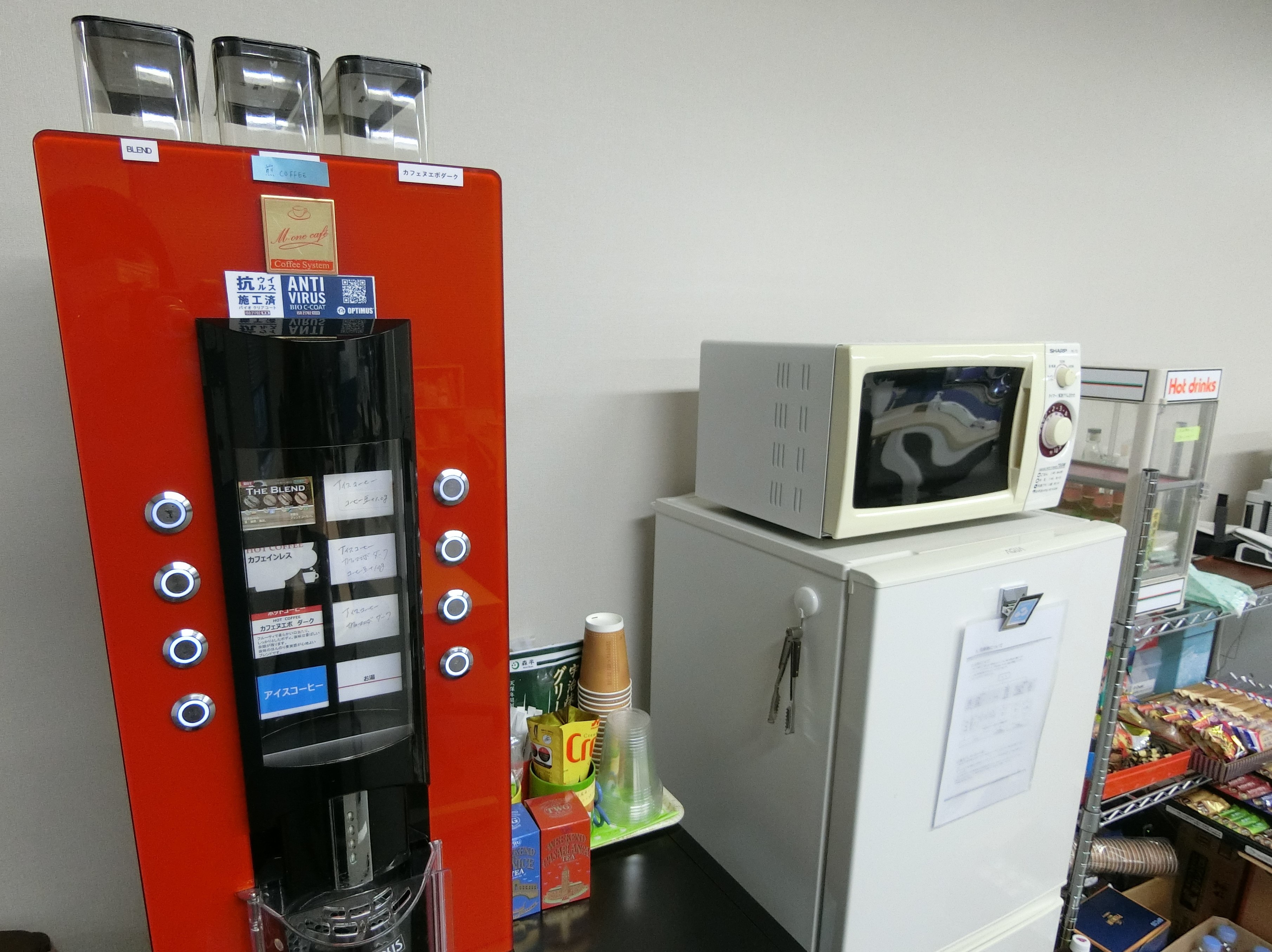 コーヒーやお菓子はフリー