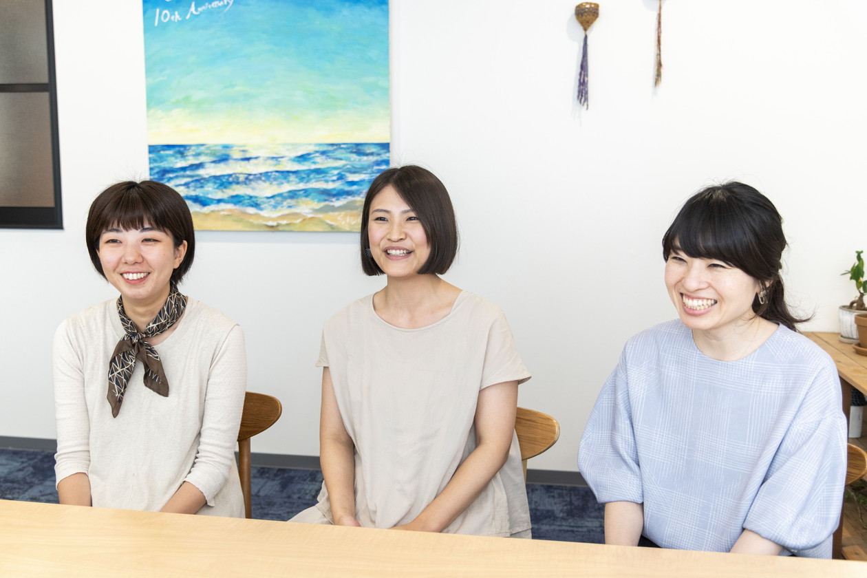 クリーマ_針生未希さん/佐野由貴さん/知見絵里さん