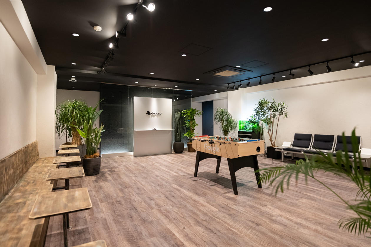 電子広告社_エントランス