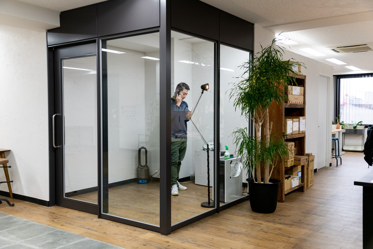 電子広告社_ベイパー専用喫煙ルーム