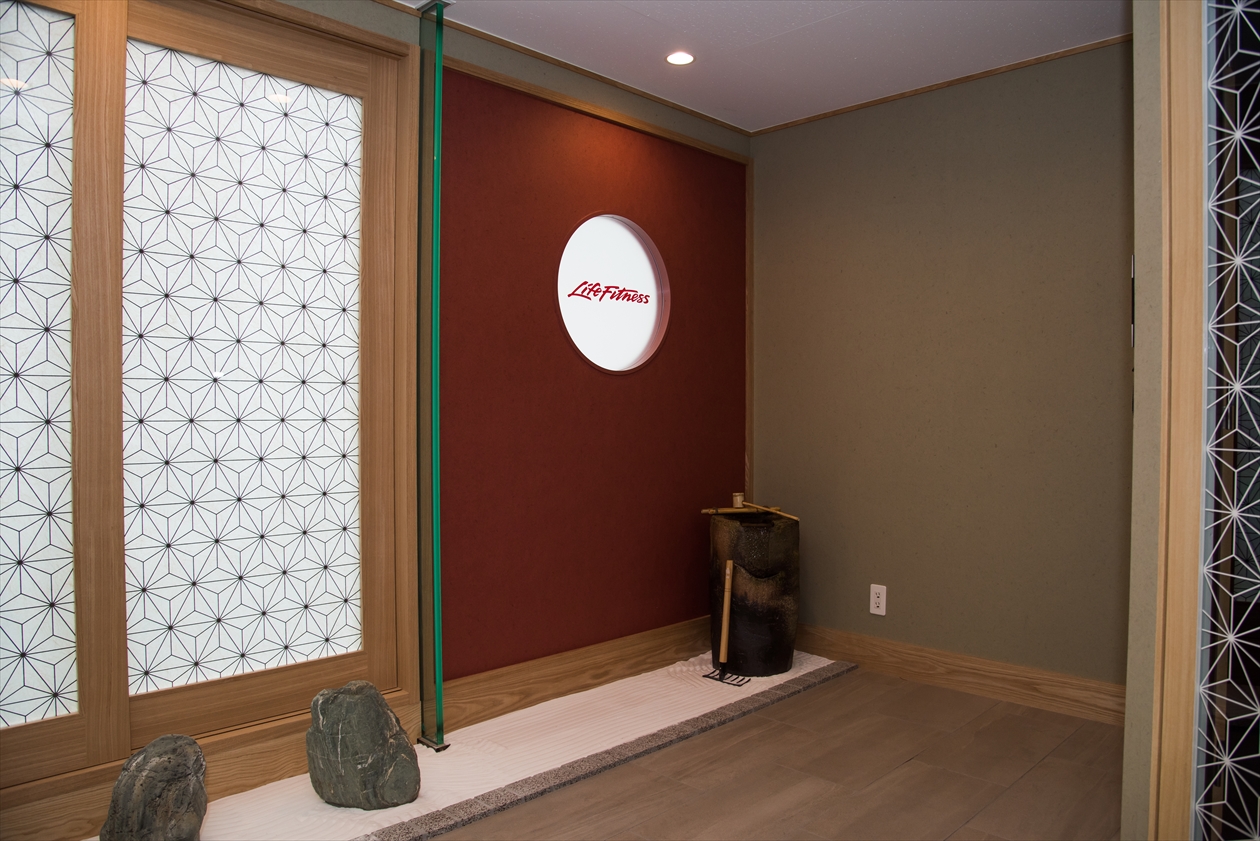 lifefitness_001_エントランス