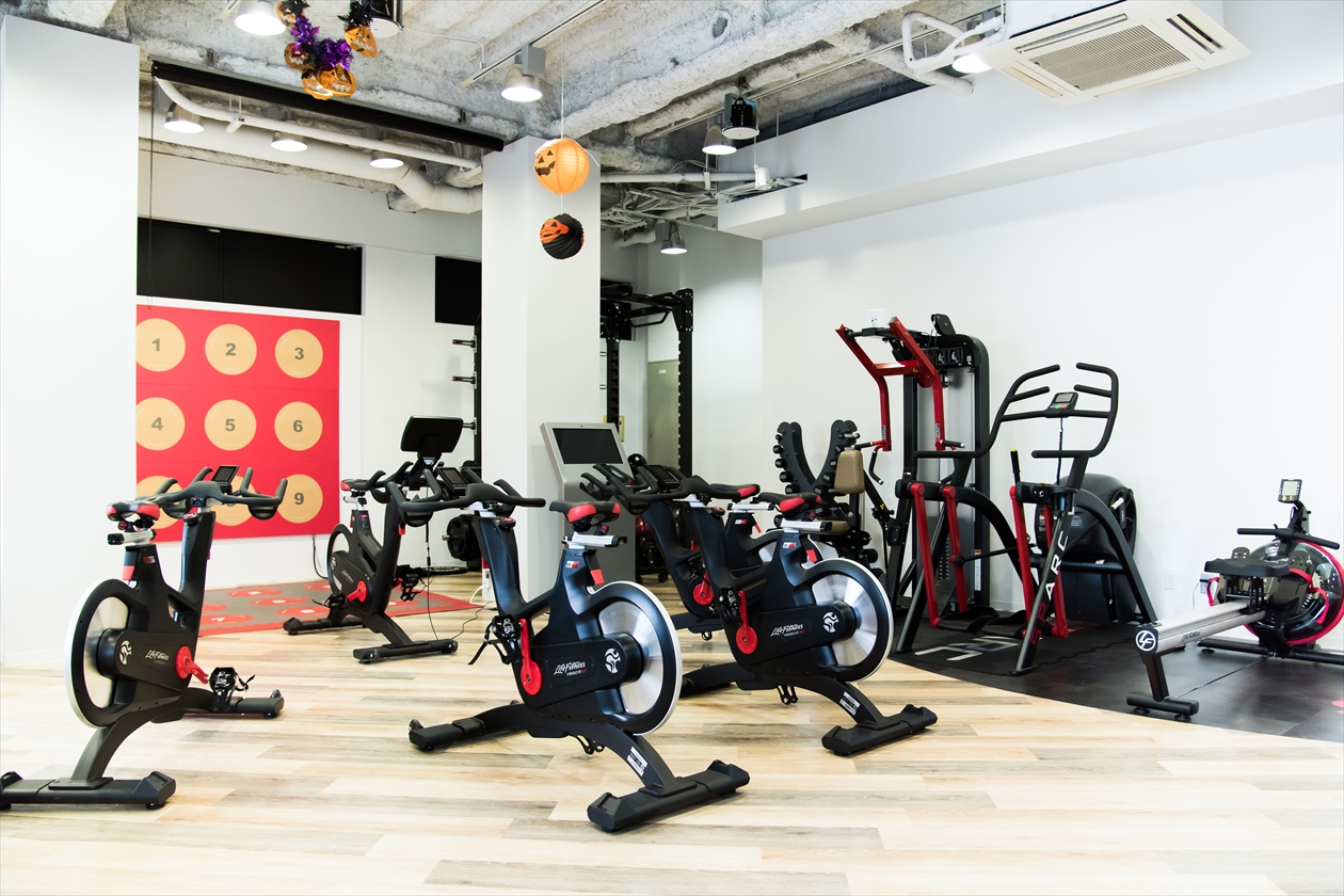 lifefitness_005_ショールーム1