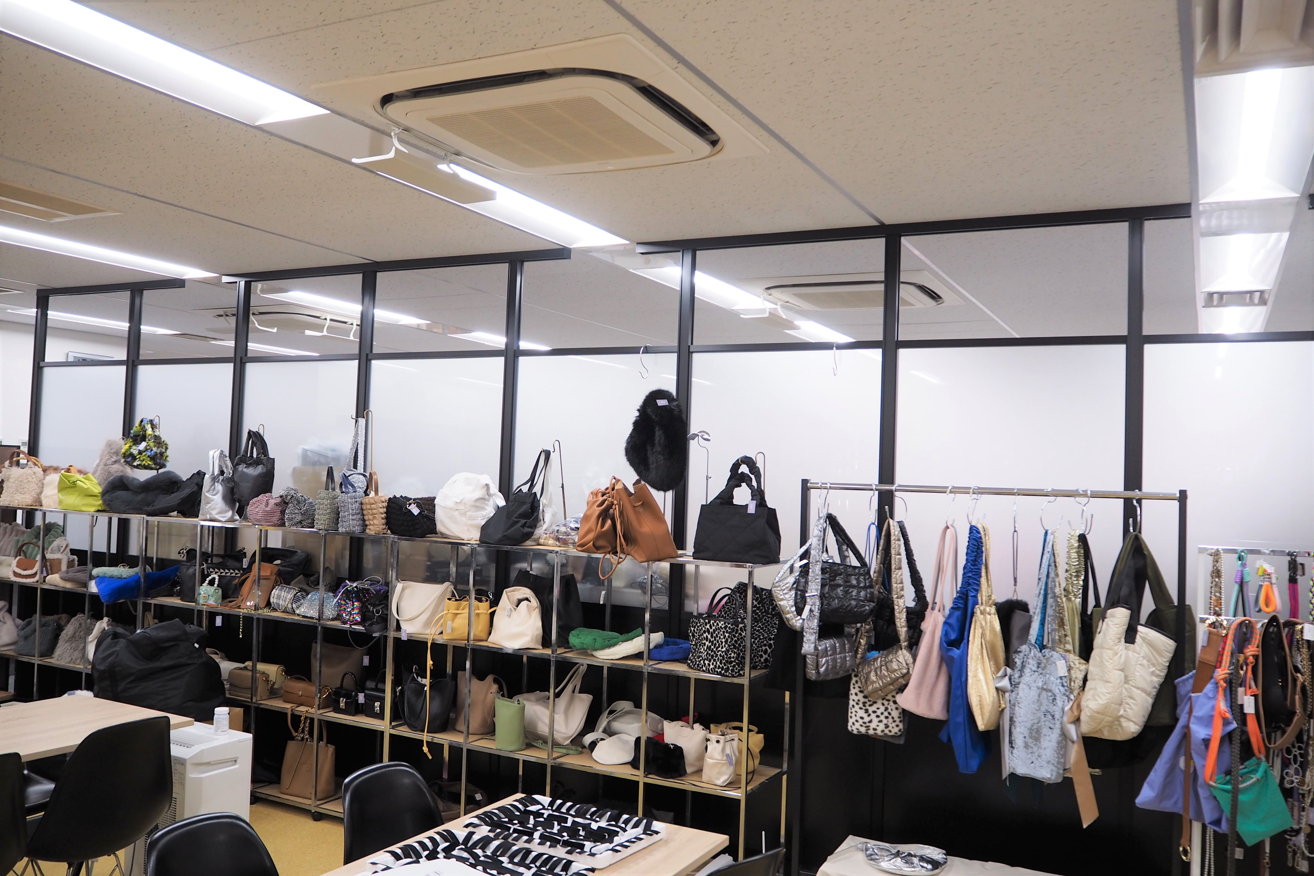 光の通る間仕切り