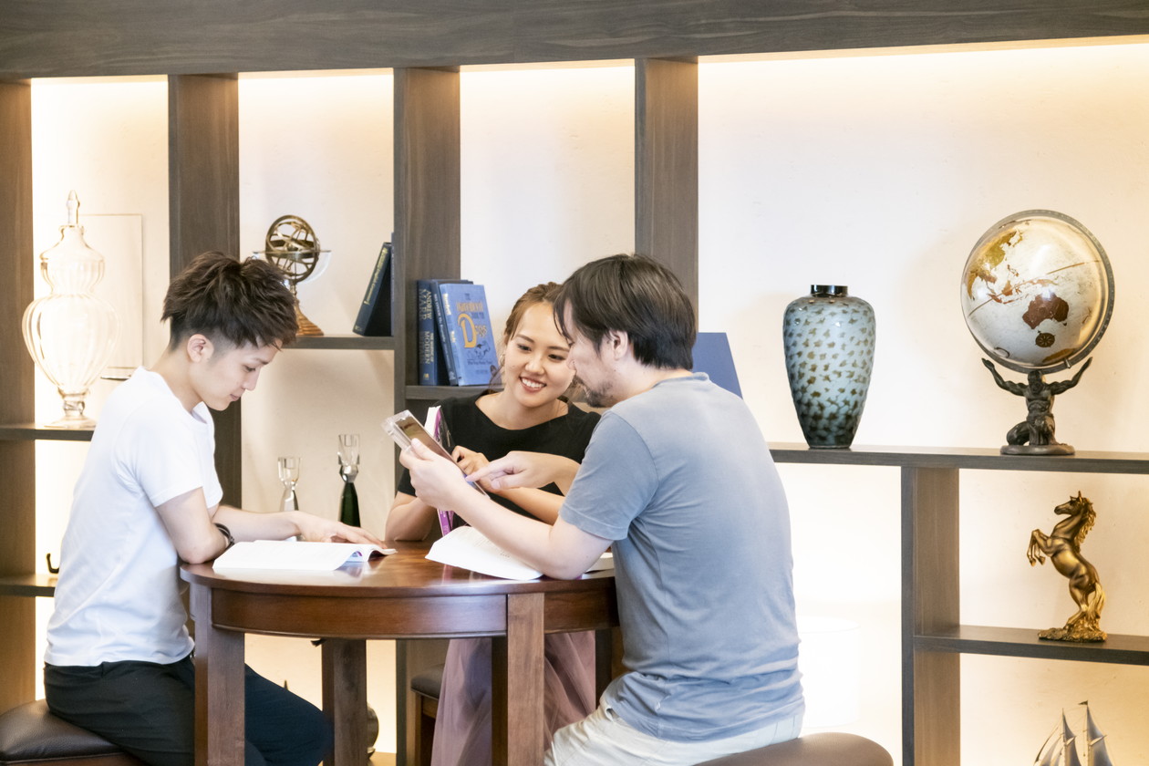 クレスティア_社員の皆さん