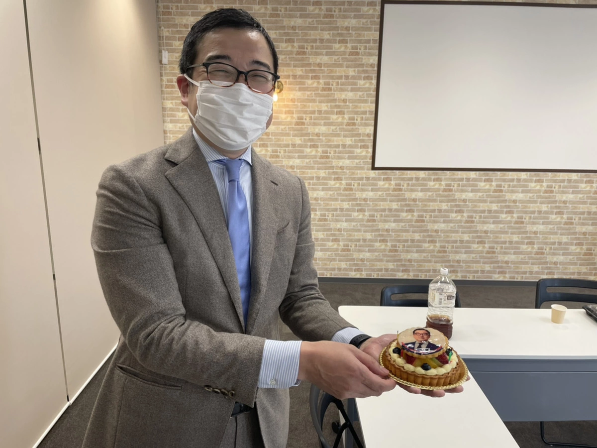 代表・篠﨑さまのバースデーサプライズ