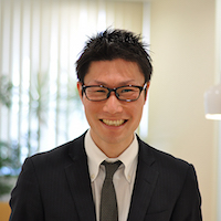 営業担当:二瓶